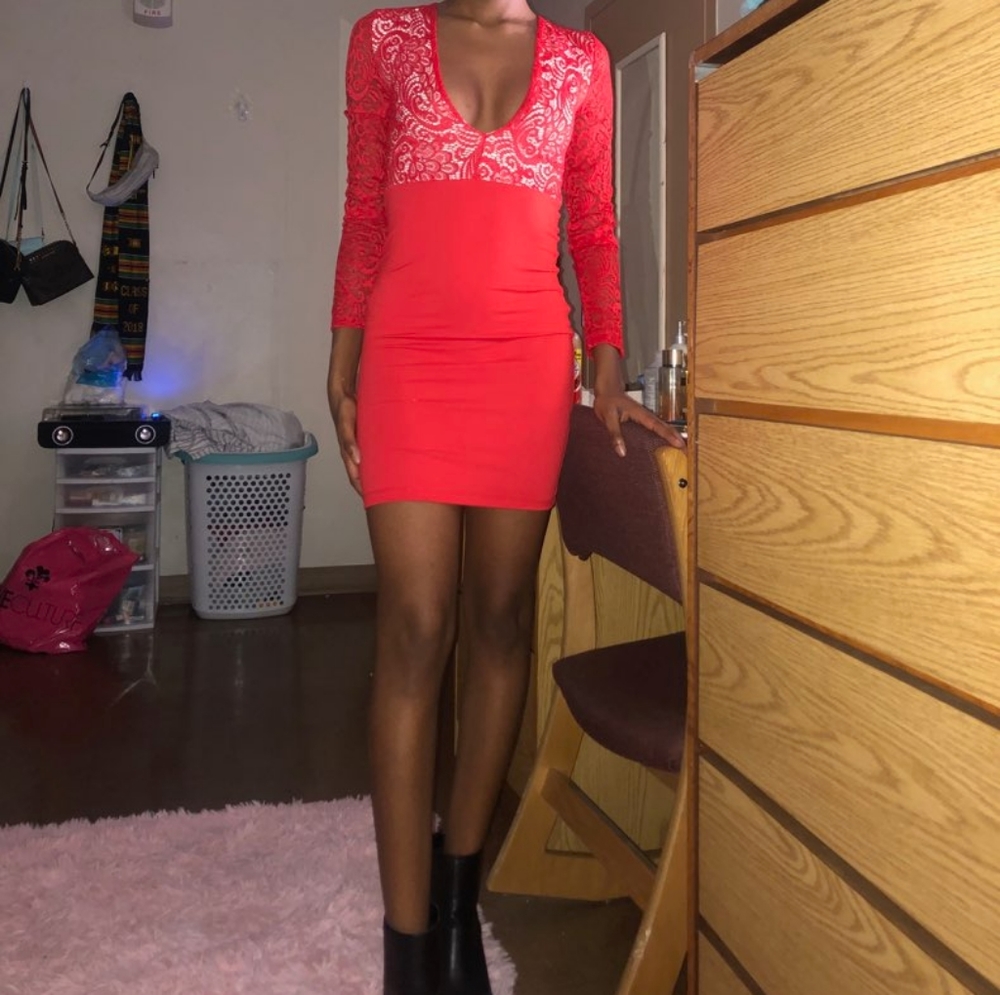 🥰 Red FUN Lace Evening Mini Dress